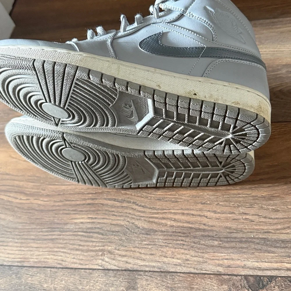 Air Jordan High tops - Picture 4 of 4